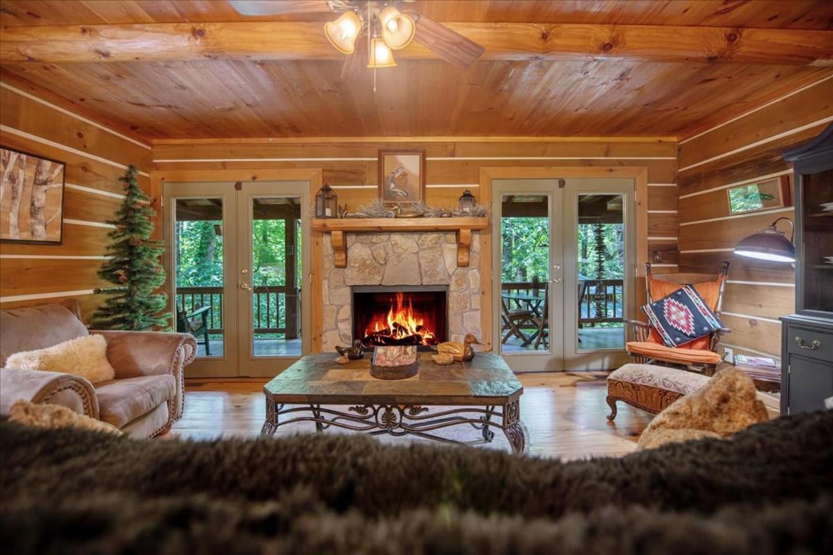 Waterfront Mountain Cabin With Hot Tub Βίλα Blue Ridge Εξωτερικό φωτογραφία