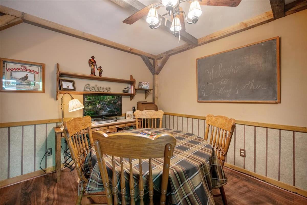 Waterfront Mountain Cabin With Hot Tub Βίλα Blue Ridge Εξωτερικό φωτογραφία